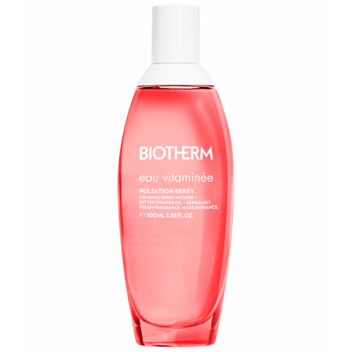 Eau Vitaminée Pulsation Berry de Biotherm es una bruma corporal frutal y energizante que combina notas jugosas de frutos rojos con la frescura vibrante de la bergamota para crear una fragancia luminosa y estimulante.