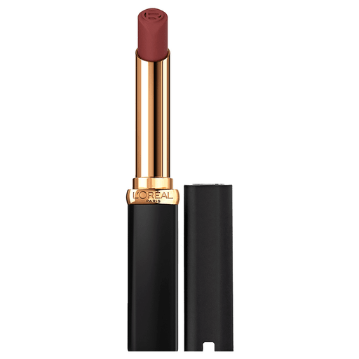 Un lápiz labial mate de color intenso que dura 16 horas. La fórmula no reseca los labios y tiene un acabado liviano y resistente a las manchas que se siente cómodo durante todo el día.