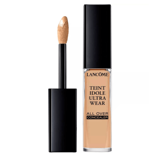 El icónico Teint Idole Ultra Wear de Lancôme ahora disponible como corrector todo en uno con All Over Concealer aporta una cobertura total pero natural, brindando eficacia y larga duración.