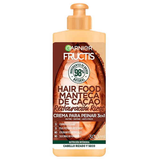 Con esta crema de peinar Garnier Fructis Hair Food con Manteca de Cacao podrás obtener unos rizos nutridos, definidos y con movimiento sin efecto pesado.