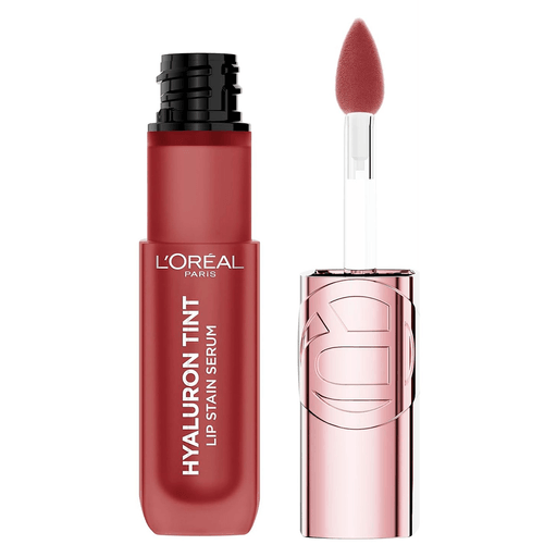 Hyaluron Tint Lip Stain Serum combina el color duradero de una tinta labial con el cuidado de un sérum enriquecido con ácido hialurónico, aportando hasta un 80% más de hidratación y hasta 12 horas de color intenso, suave y confortable.
