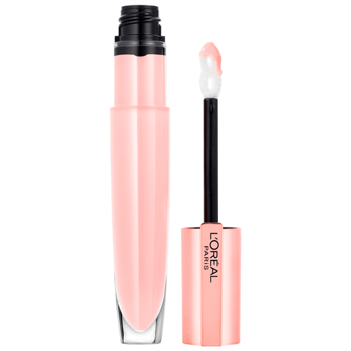 Llevá tus labios al paraíso con L'Oreal Paris Glow Paradise Balm-in-Gloss, dejándolos hidratados, acondicionados y suaves.