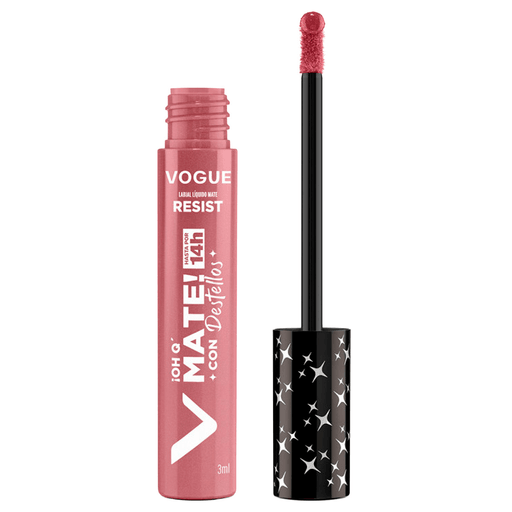 Los nuevos labiales Oh Q’ Mate con Destellos de Vogue, dejan un acabado mate aperlado que dura hasta por 14 horas. El color no transferible es de fácil aplicación, brindando una terminación intensa.