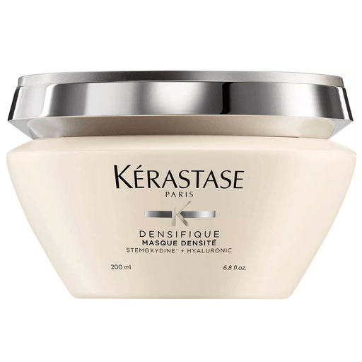 La mascarilla capilar Kérastase Densifique Masque Densité está diseñada para cabello de grosor medio a grueso. Su fórmula aporta cuerpo y elasticidad. La combinación de ingredientes activos hidrata, da elasticidad y volumen al cabello, a la vez que corrige las irregularidades superficiales y restaura la suavidad desde la raíz.