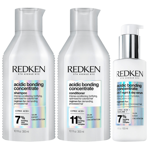 Este pack Acidic Bonding Concentrate es la solución Profesional de Redken para la reparación, protección, transformación y nutrición del cabello dañado y debilitado. Incluye un shampoo de 300ml + un acondicionador de 300ml + un sérum 24/7 Día y Noche de 100ml.