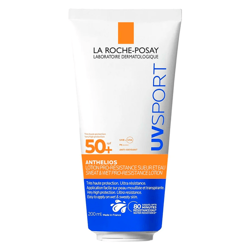 El protector solar Loción Anthelios UV Sport FPS50+ está pensado para acompañarte durante la actividad física, brindando una alta protección frente a los rayos UVA y UVB. Su fórmula súper resistente al agua y al sudor ayuda a mantener la piel protegida incluso en entrenamientos intensos o jornadas al aire libre. Además, ofrece hidratación prolongada por hasta 24 horas para conservar la piel confortable durante más tiempo. Su textura permite una aplicación rápida y práctica, incluso sobre la piel húmeda, facilitando la reaplicación cuando más la necesitás. Ideal para quienes buscan protección eficaz, resistencia y comodidad en una sola fórmula.