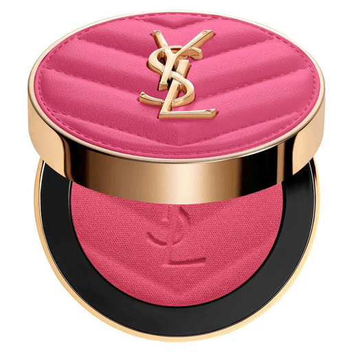 Nunca me sonrojo, así que haceme sonrojar, el nuevo rubor Make Me Blush Bold Bluring de Yves Saint Laurent, un rubor en polvo sedoso ultrasensorial que difumina las imperfecciones. Su fórmula resistente al agua y al sudor garantiza un rubor intenso durante 24 horas.