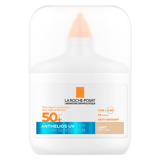 Anthelios UVAIR FPS50+ es un sérum protector solar tan ligero como el aire, con una cobertura ligera y natural que se funde perfectamente con la piel.