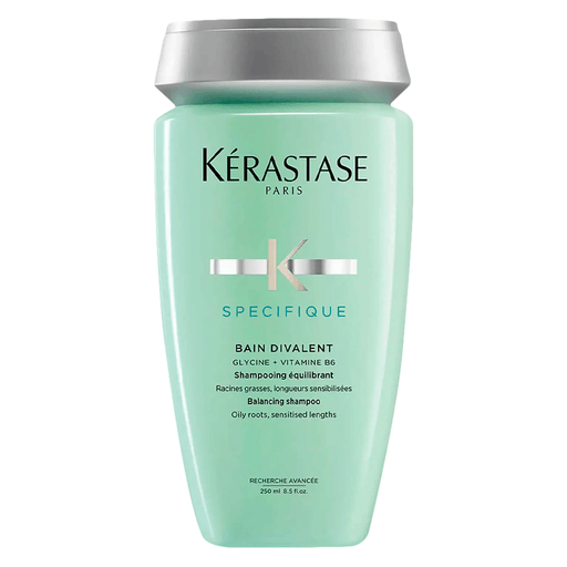 Bain Divalent es un shampoo diseñado especialmente para tratar raíces grasas, ya que ayuda a regular la producción excesiva de sebo y a la vez purifica el cuero cabelludo.